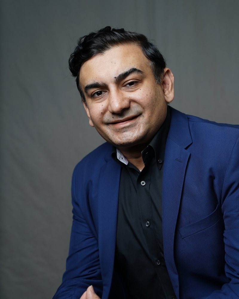 Headshot of Usman Sarwar